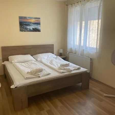 Leitner Haz Δωμάτια σε οικογενειακή κατοικία Balatongyörök