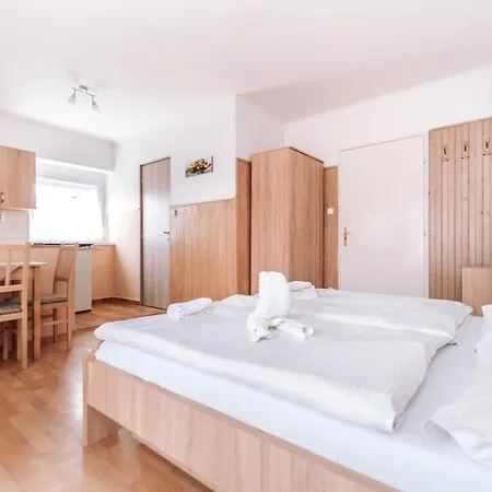 Leitner Ház Balatongyörök