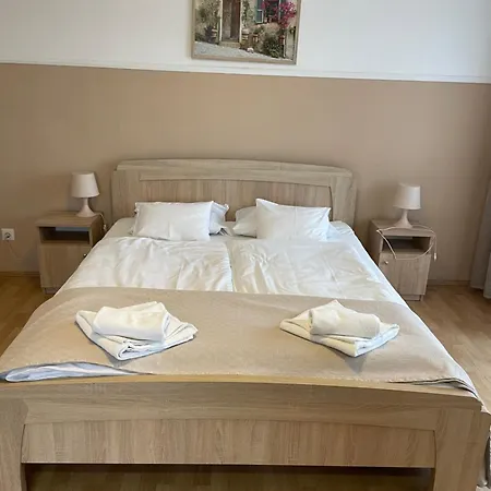 Alloggio in famiglia Leitner Ház Balatongyörök