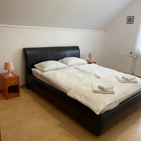 Leitner Ház * Balatongyörök