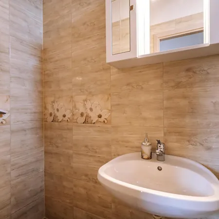 Leitner Ház * Balatongyörök