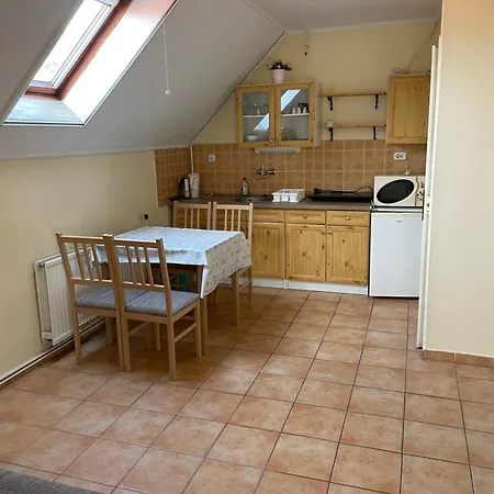 Leitner Ház Alloggio in famiglia Balatongyörök