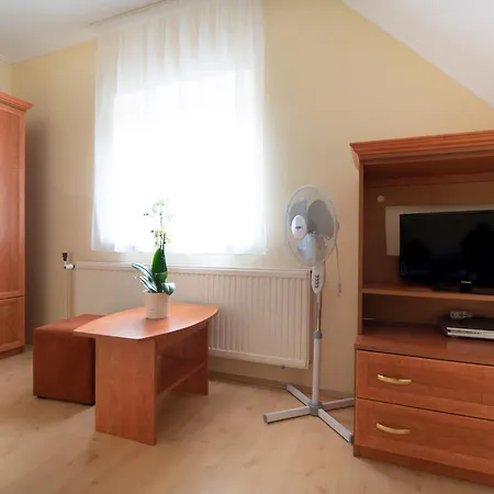 Leitner Ház * Balatongyörök