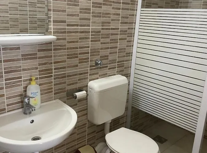 Leitner Ház Homestay szállás *