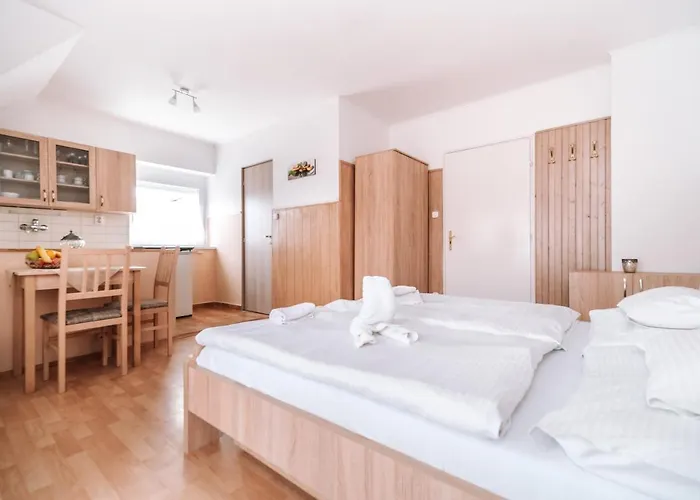 Leitner Haz Balatongyörök