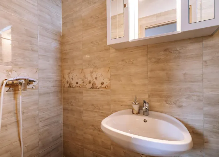 Leitner Haz * Balatongyörök