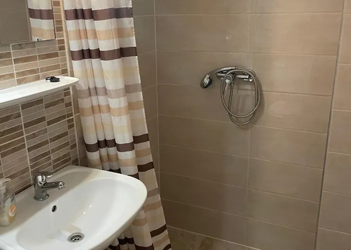 Leitner Ház Homestay szállás *