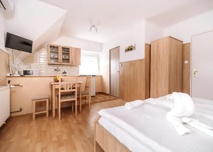 Leitner Ház Balatongyörök